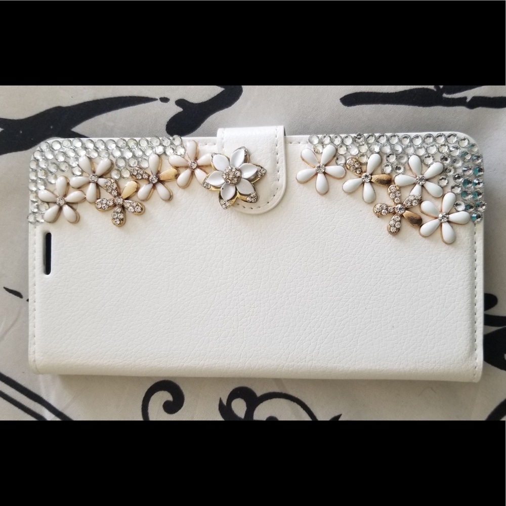 Embellished Credit Card and Phone Holder